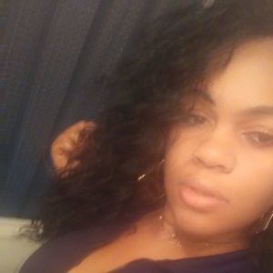 Meet your Posher, Shanel